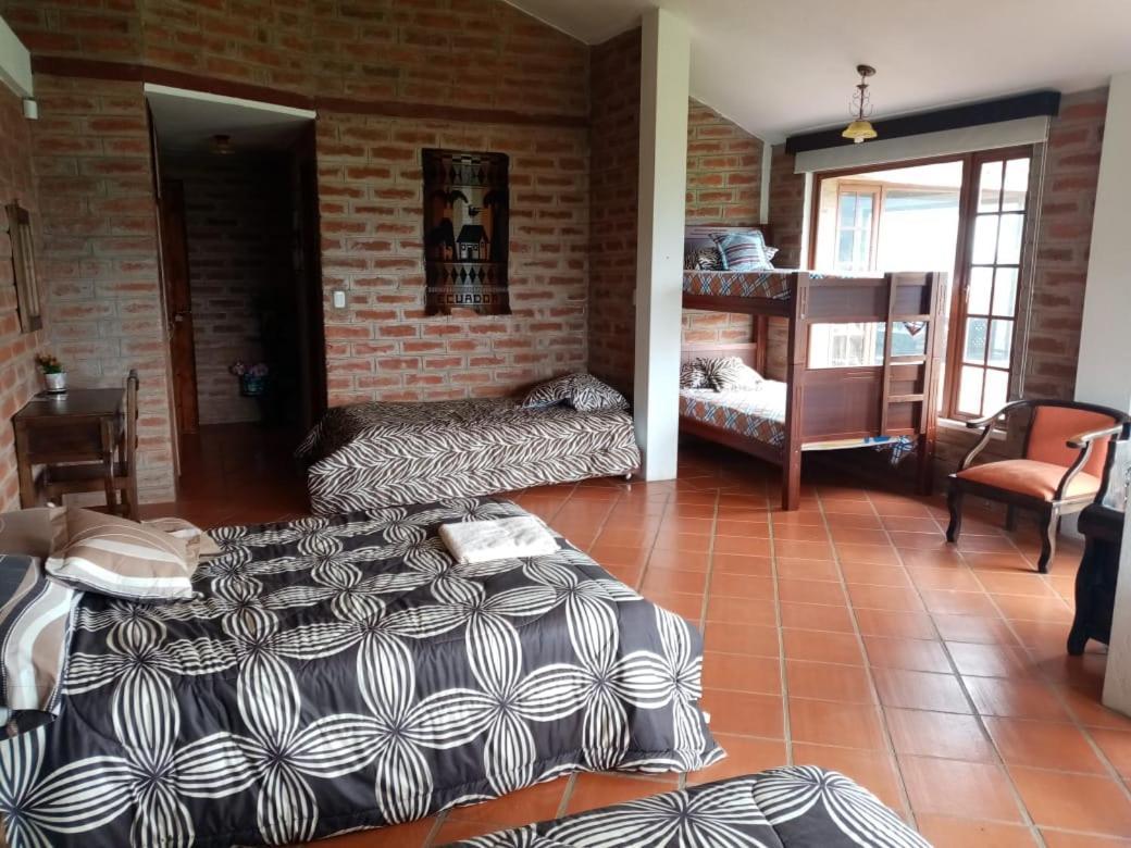Balcon Al Cotopaxi Lodge Sangolqui