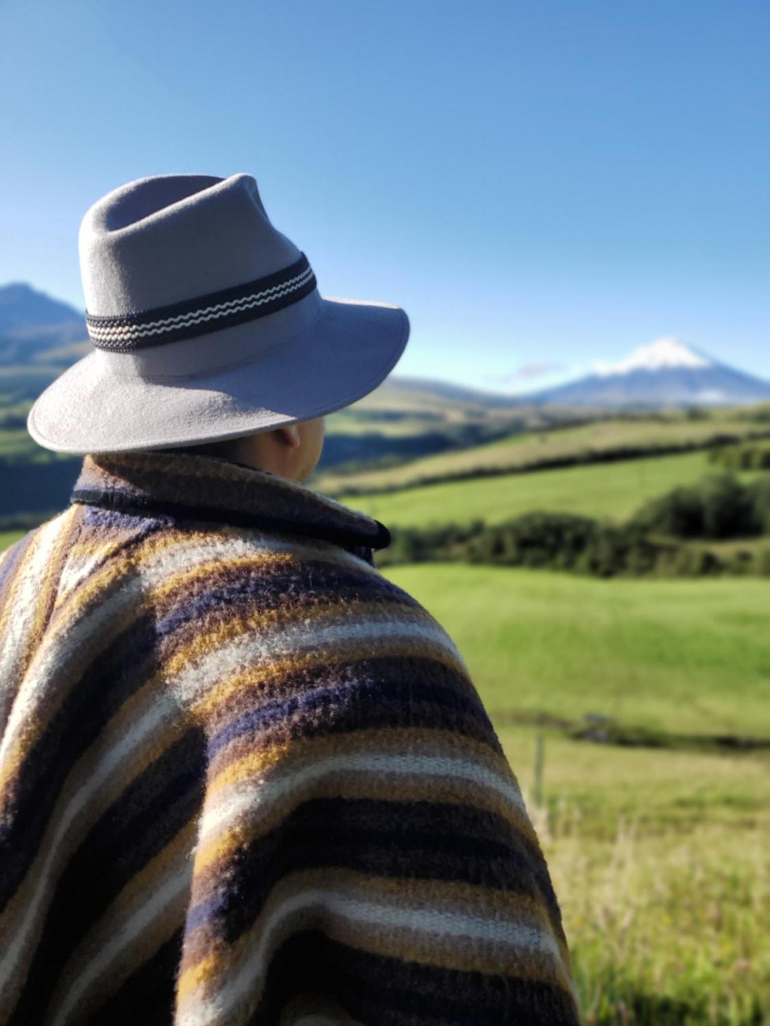 Balcon Al Cotopaxi * Sangolqui